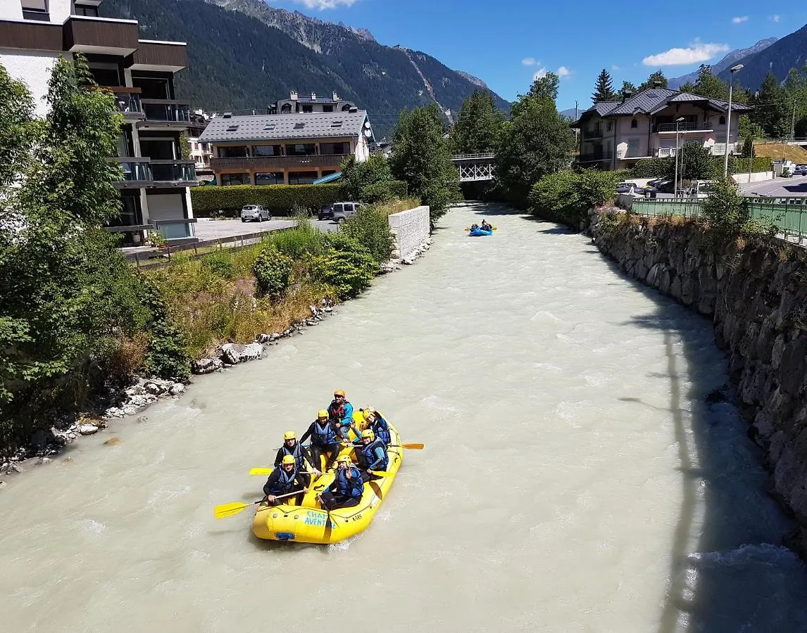Meilleur emplacement hypercentre avec parking privatif souterrain Chamonix Appartement
